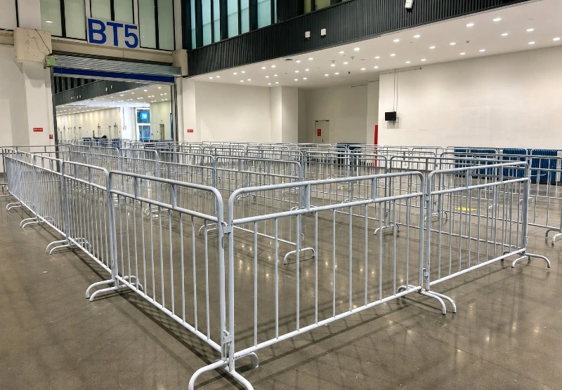 경기장 입구 대기열 관리 차단 장치