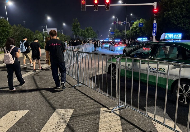 보행자 및 차량 통행 분리 장벽